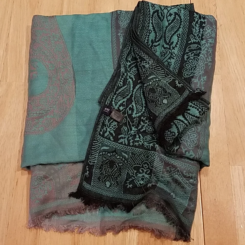 N/A you scarfs